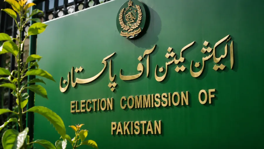 ECP orders political parties to file annual financial statements by August 29