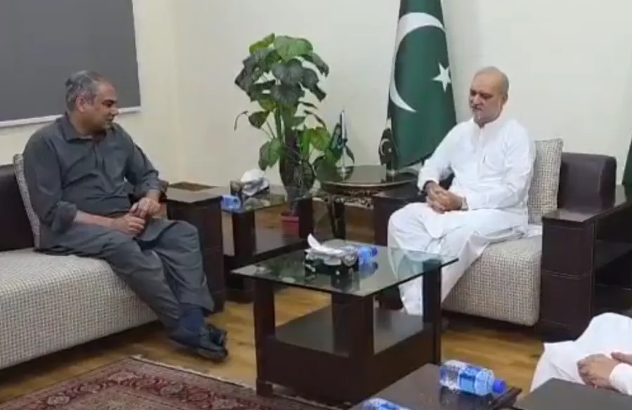 Mohsin Naqvi Visits Mansoora, Condoles Death of JI Secretary General Ameerul Azeem