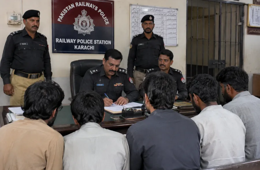 Pakistan Railways Recovers 32 Tonnes of Stolen Railway Material, Four Suspects Arrested
