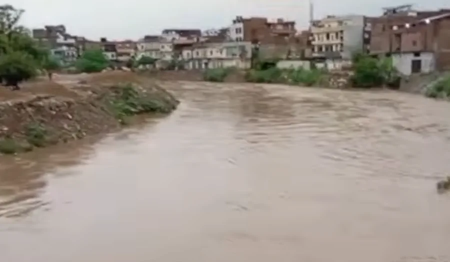 Heavy Rain Triggers Flooding in Rawalpindi, Islamabad as Nullah Lai Water Level Rises