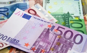 EUR to PKR Rates Today On 28 July 2025: Euro Weakens Slightly to ₹333.1; Range Seen Around ₹330–335 with Mild Volatility Expected