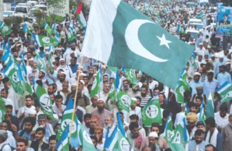 JI Says Govt Can Cut Petrol Price to Rs225 Per Litre Without Petroleum Levy